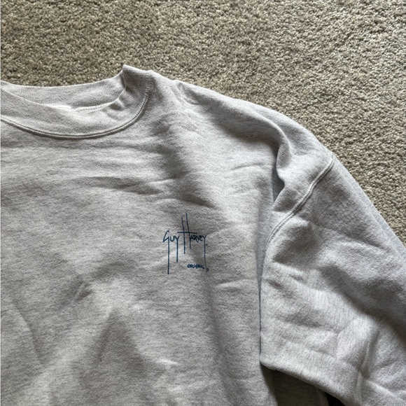 Guy Harvey Light Gray Crewneck Sweater with Fish and Floral Design - Picture 2 of 3